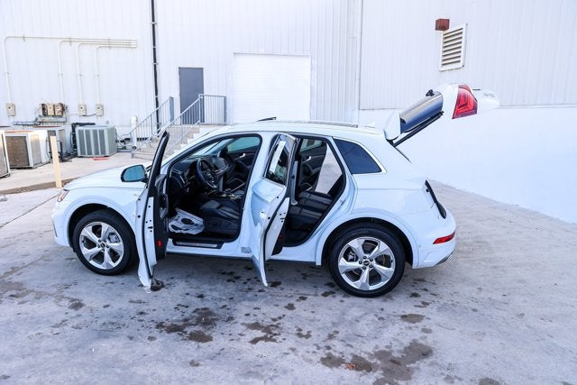 2023 Audi Q5 S line Prestige