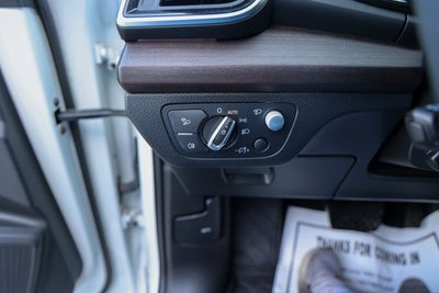 2023 Audi Q5 S line Prestige