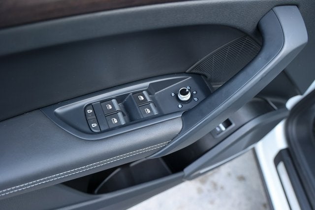 2023 Audi Q5 S line Prestige