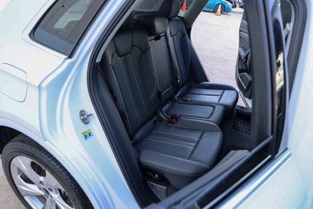 2023 Audi Q5 S line Prestige