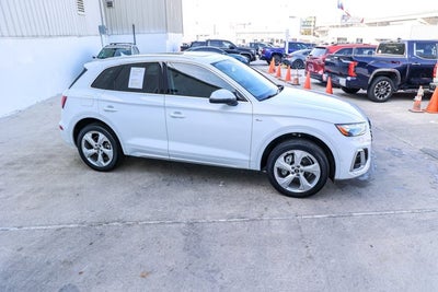 2023 Audi Q5 S line Prestige