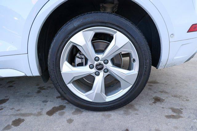 2023 Audi Q5 S line Prestige