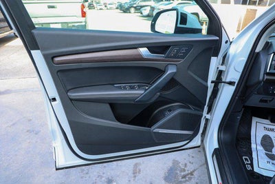 2023 Audi Q5 S line Prestige