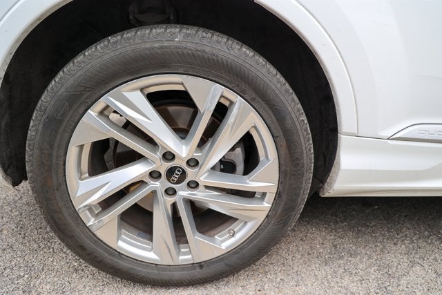 2022 Audi Q7 Premium Plus