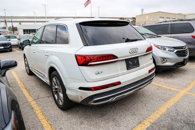 2022 Audi Q7 Premium Plus