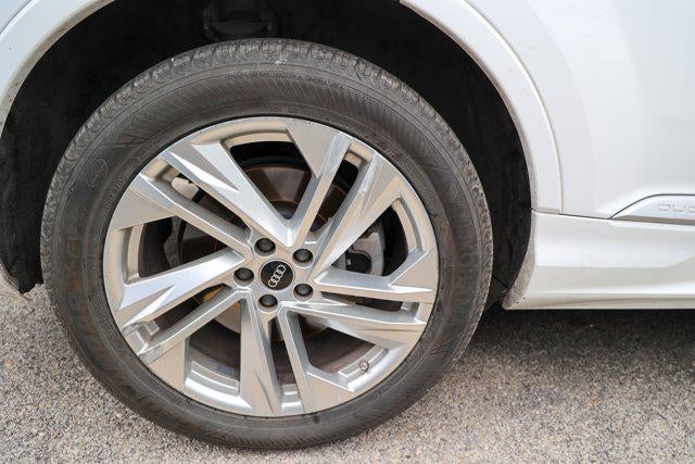 2022 Audi Q7 Premium Plus