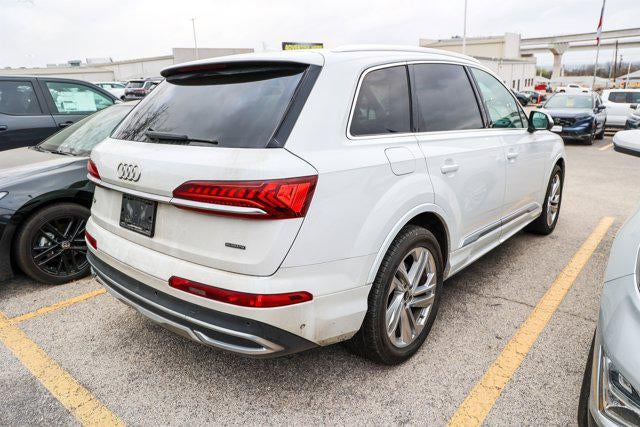 2022 Audi Q7 Premium Plus