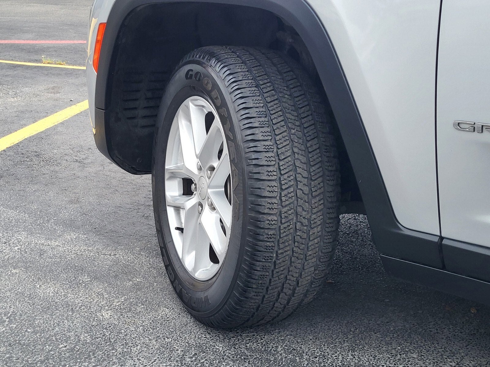 2022 Jeep Grand Cherokee L Laredo