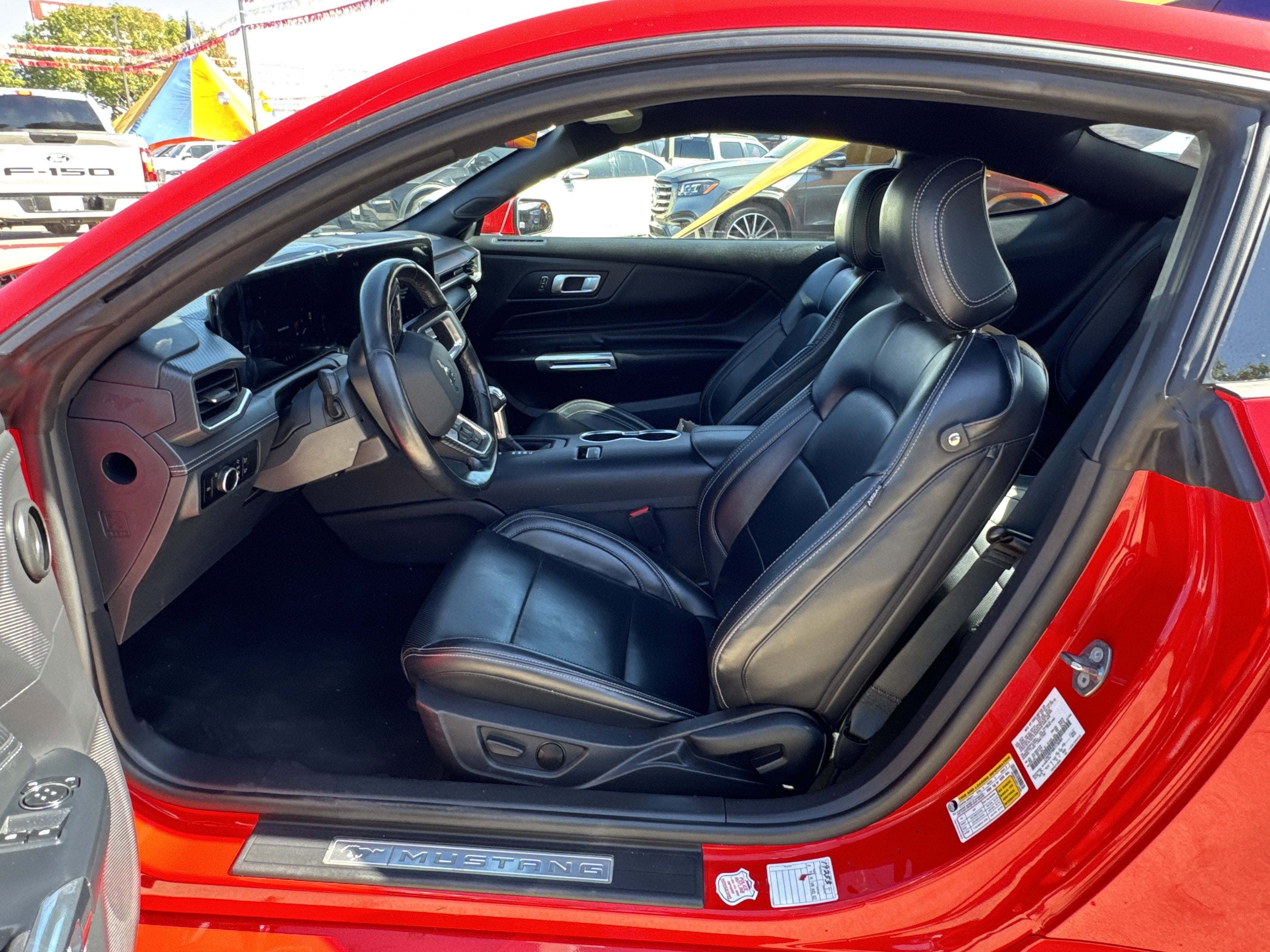 2024 Ford Mustang EcoBoost Premium