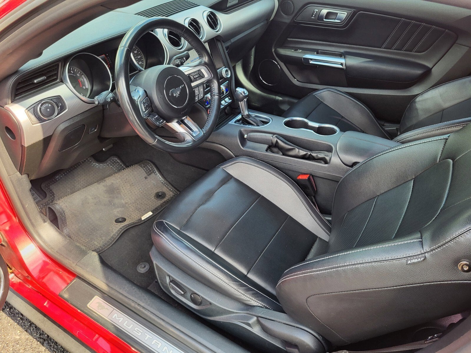 2022 Ford Mustang EcoBoost Premium