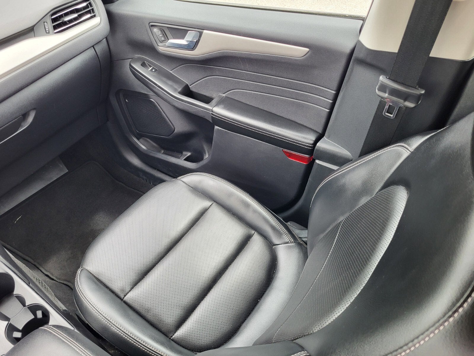 2022 Ford Escape SEL Hybrid