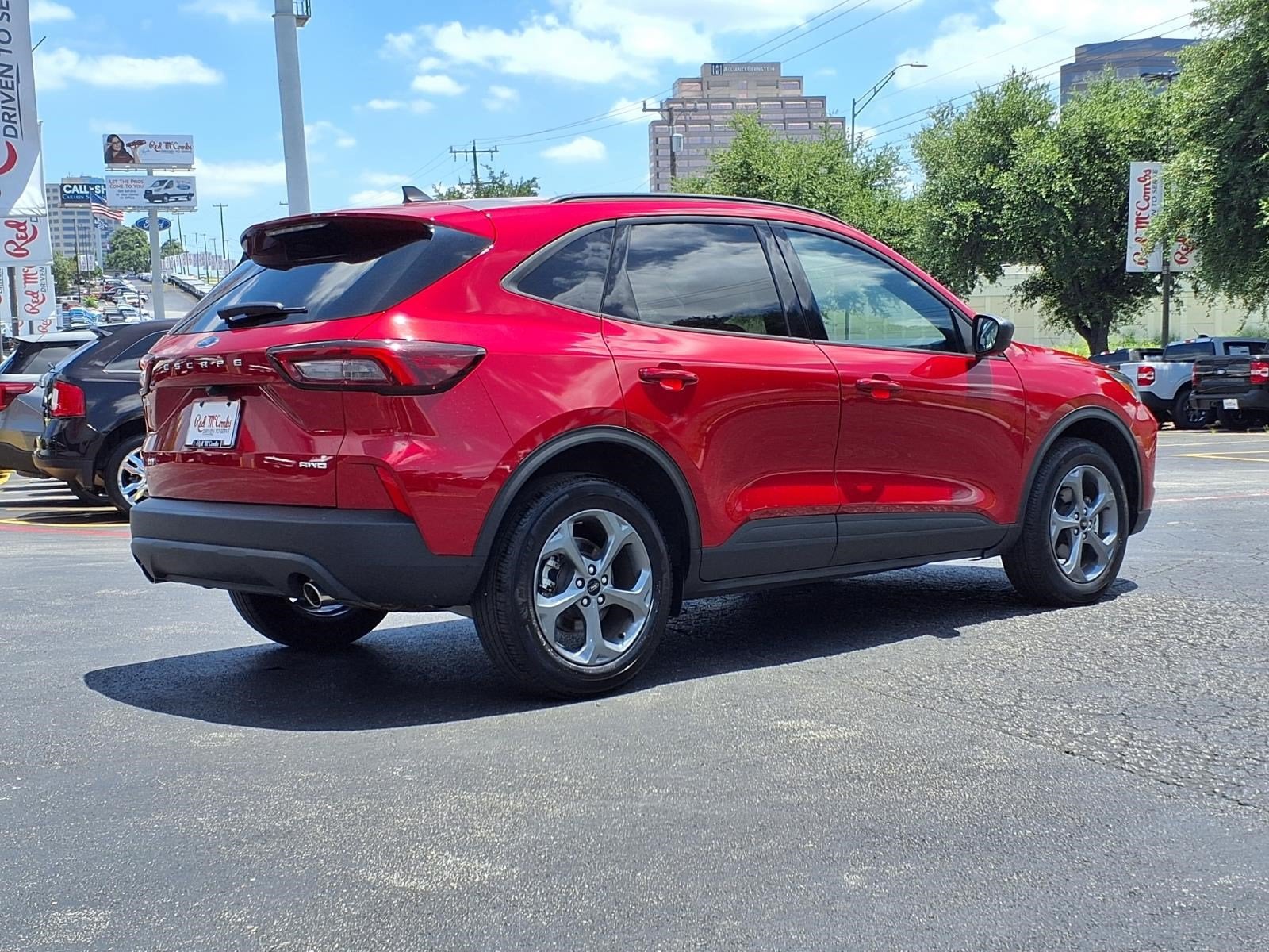 2025 Ford Escape ST-Line