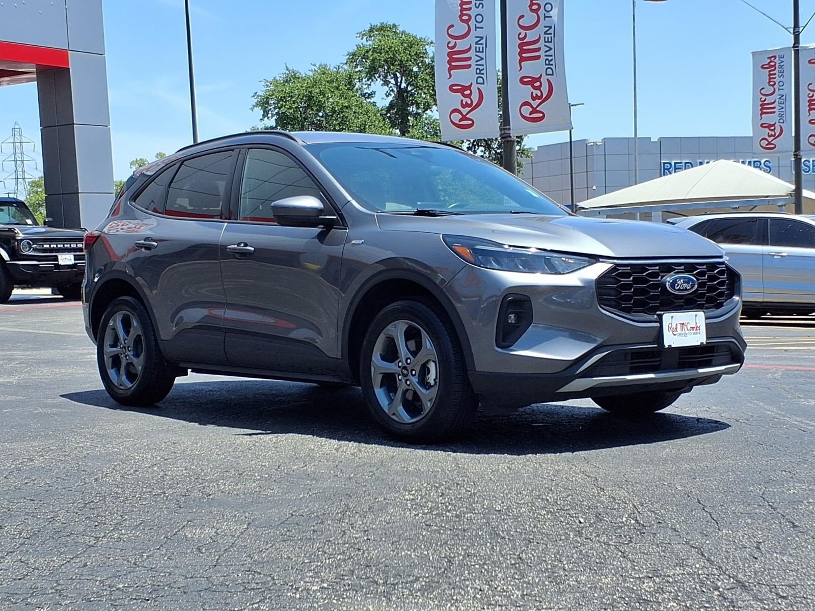 2025 Ford Escape ST-Line Select