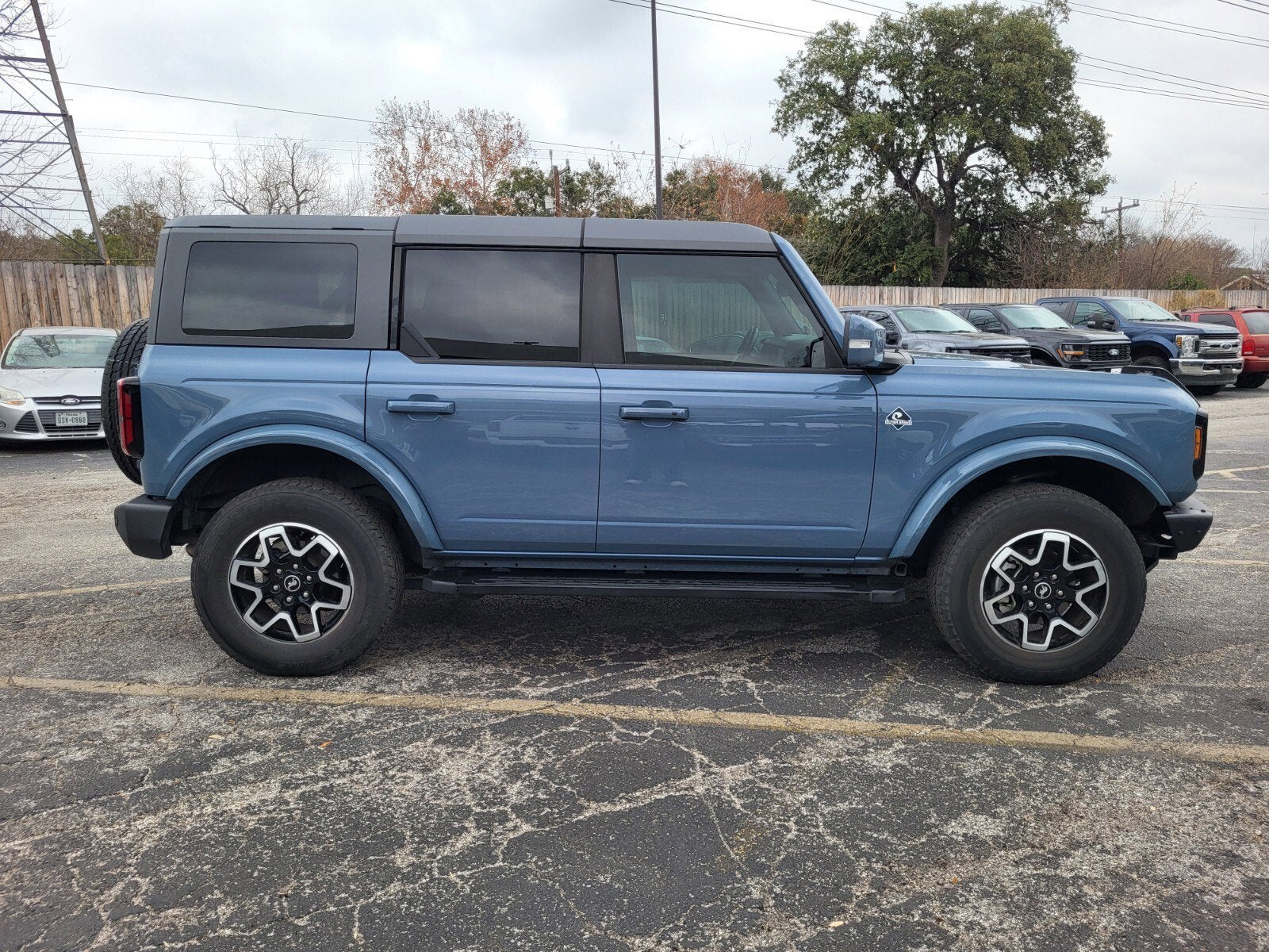 2024 Ford Bronco Outer Banks