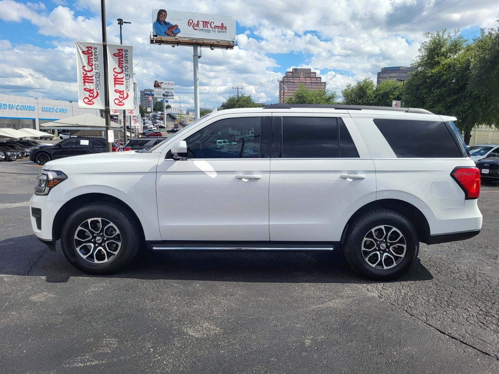 2023 Ford Expedition XLT
