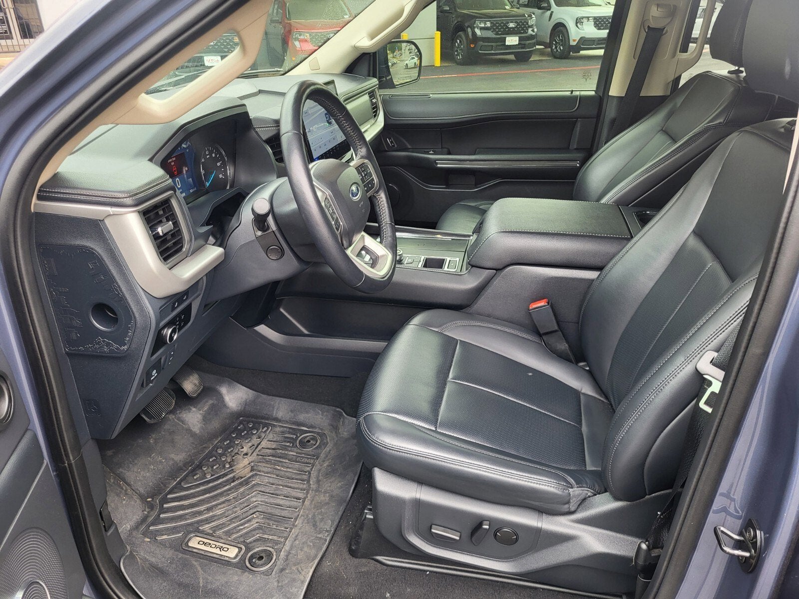 2023 Ford Expedition XLT