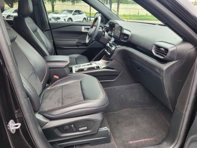 2024 Ford Explorer ST-Line