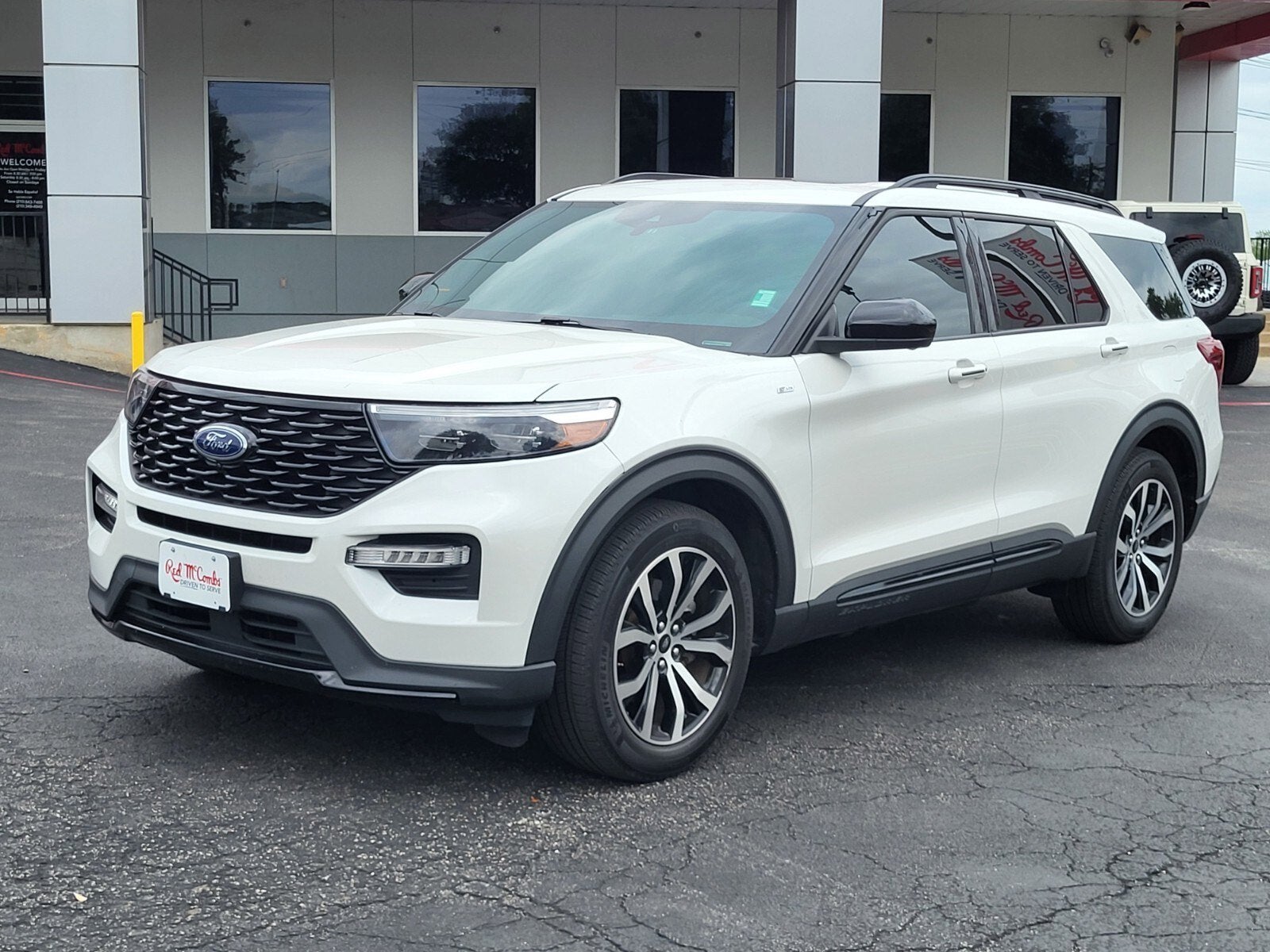 2023 Ford Explorer ST-Line