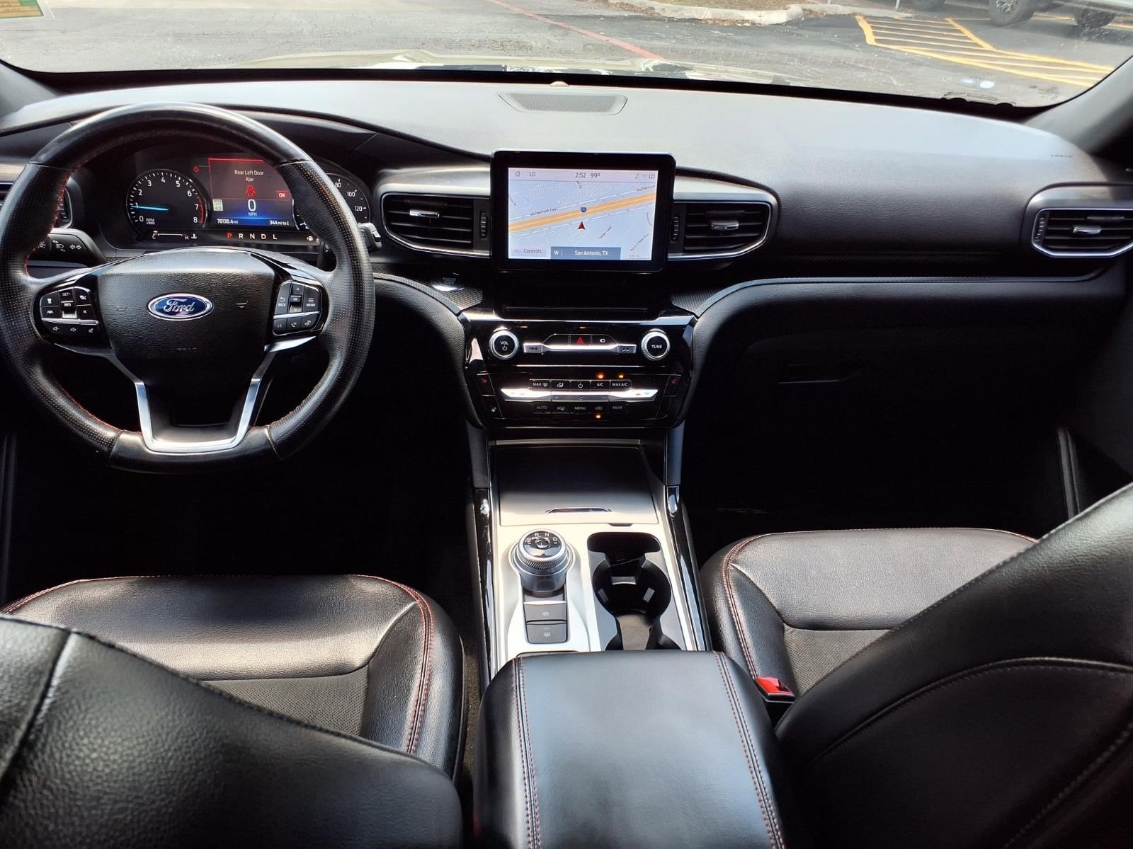 2022 Ford Explorer ST-Line