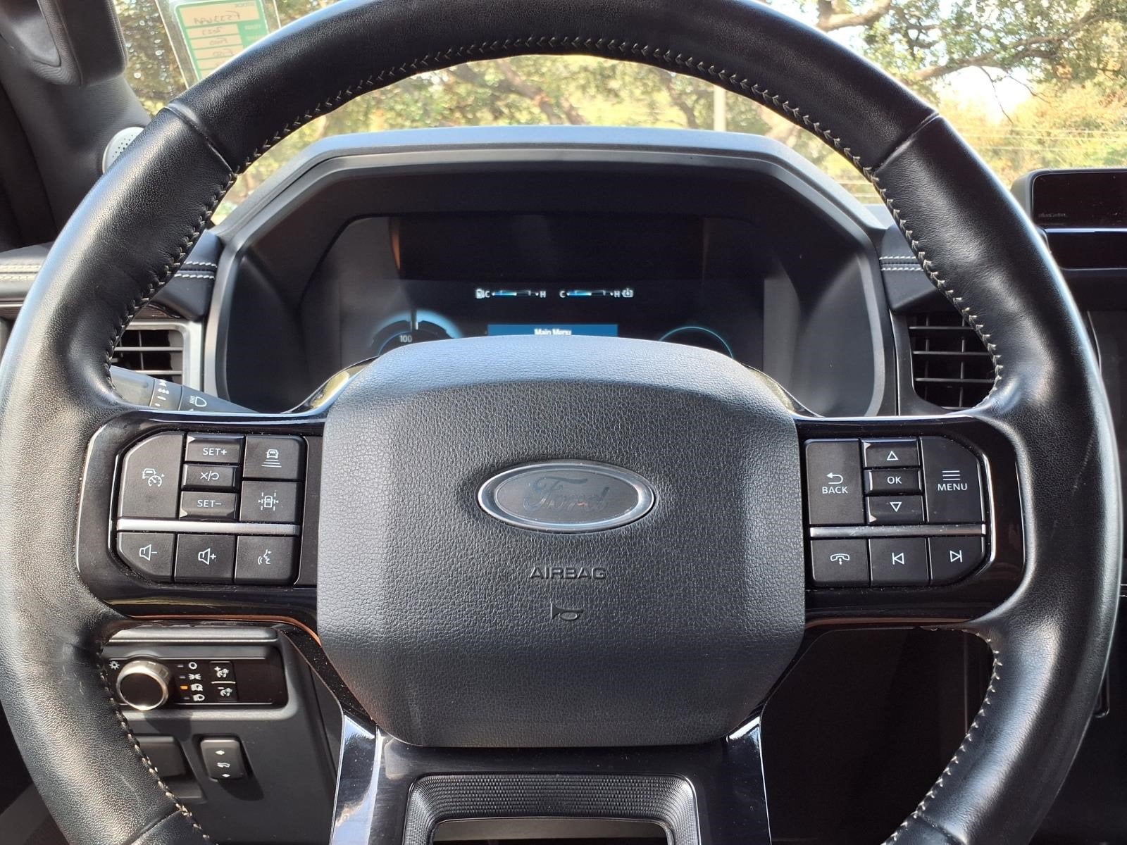 2023 Ford F-150 Lightning Platinum
