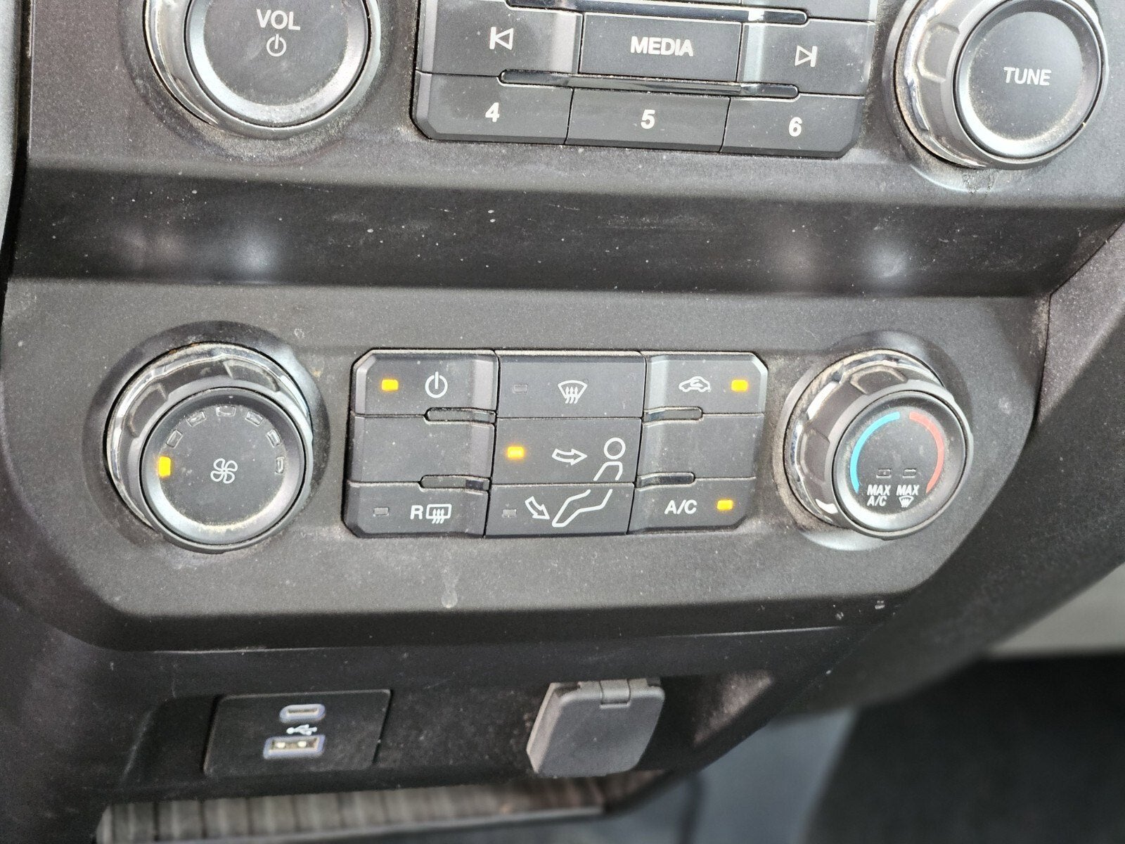 2022 Ford Super Duty F-250 SRW XL