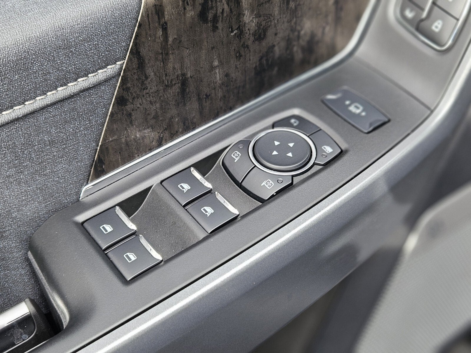 2024 Ford Super Duty F-250 SRW LARIAT