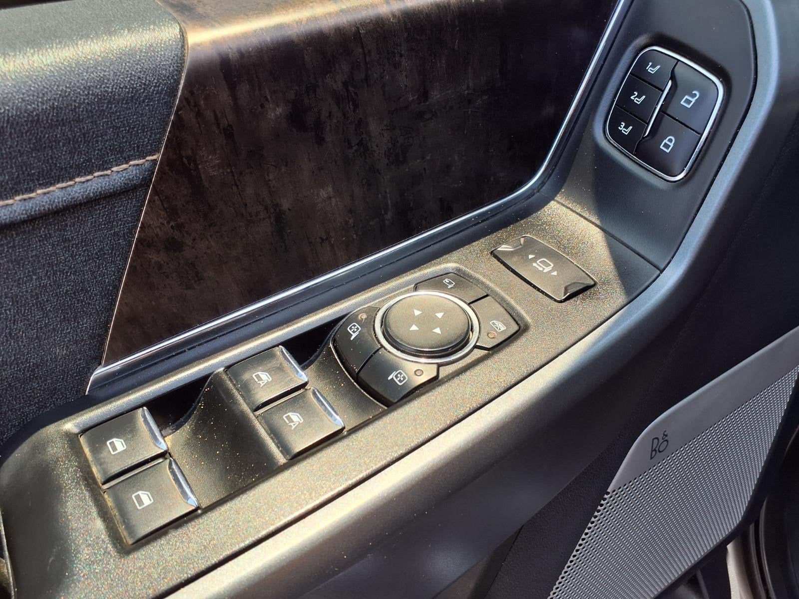 2025 Ford Super Duty F-350 SRW LARIAT
