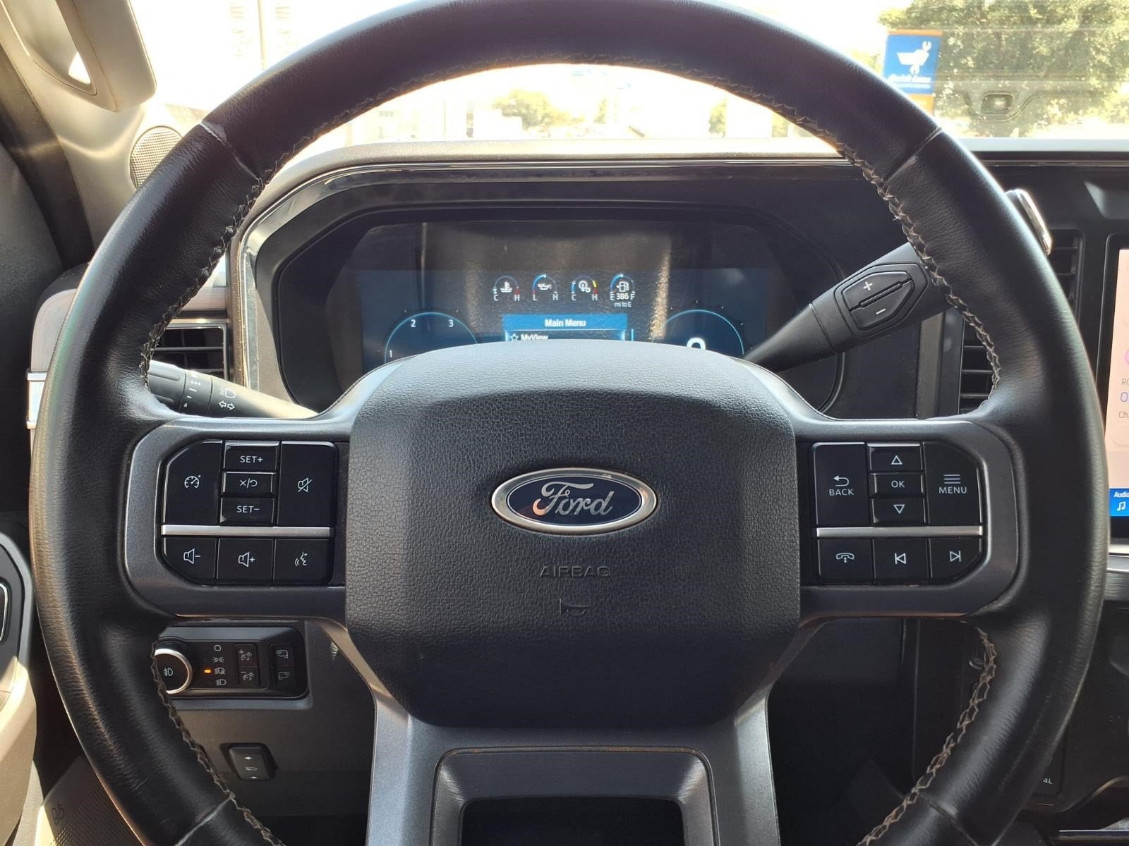 2025 Ford Super Duty F-350 SRW LARIAT