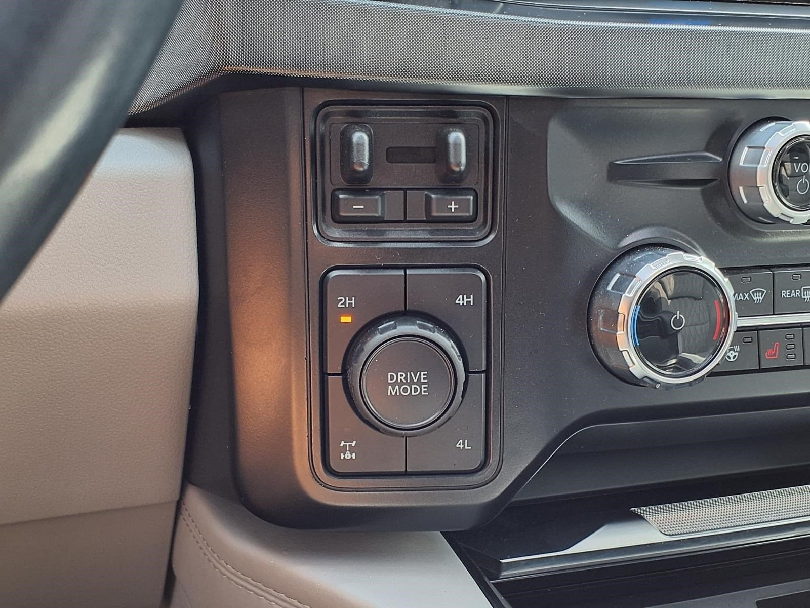 2024 Ford Super Duty F-350 SRW Limited
