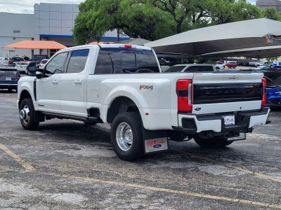 2025 Ford Super Duty F-350 DRW Platinum