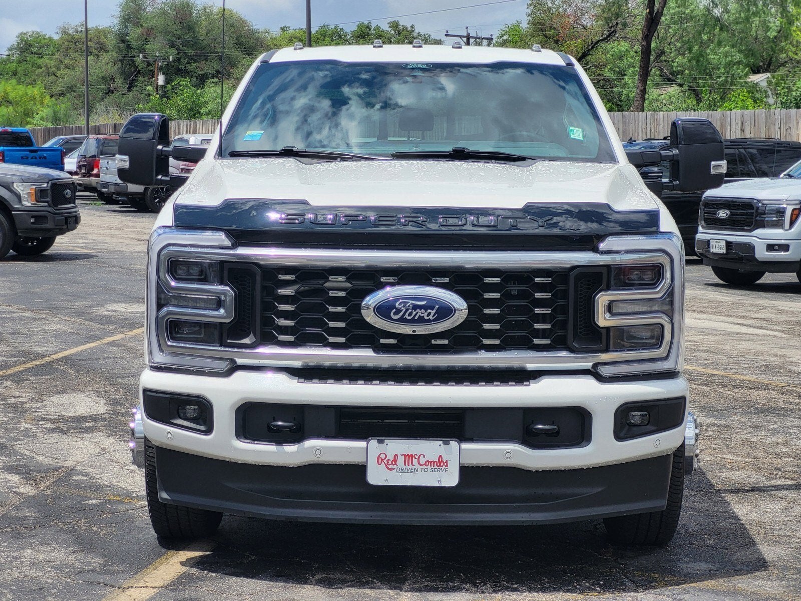 2025 Ford Super Duty F-350 DRW Platinum