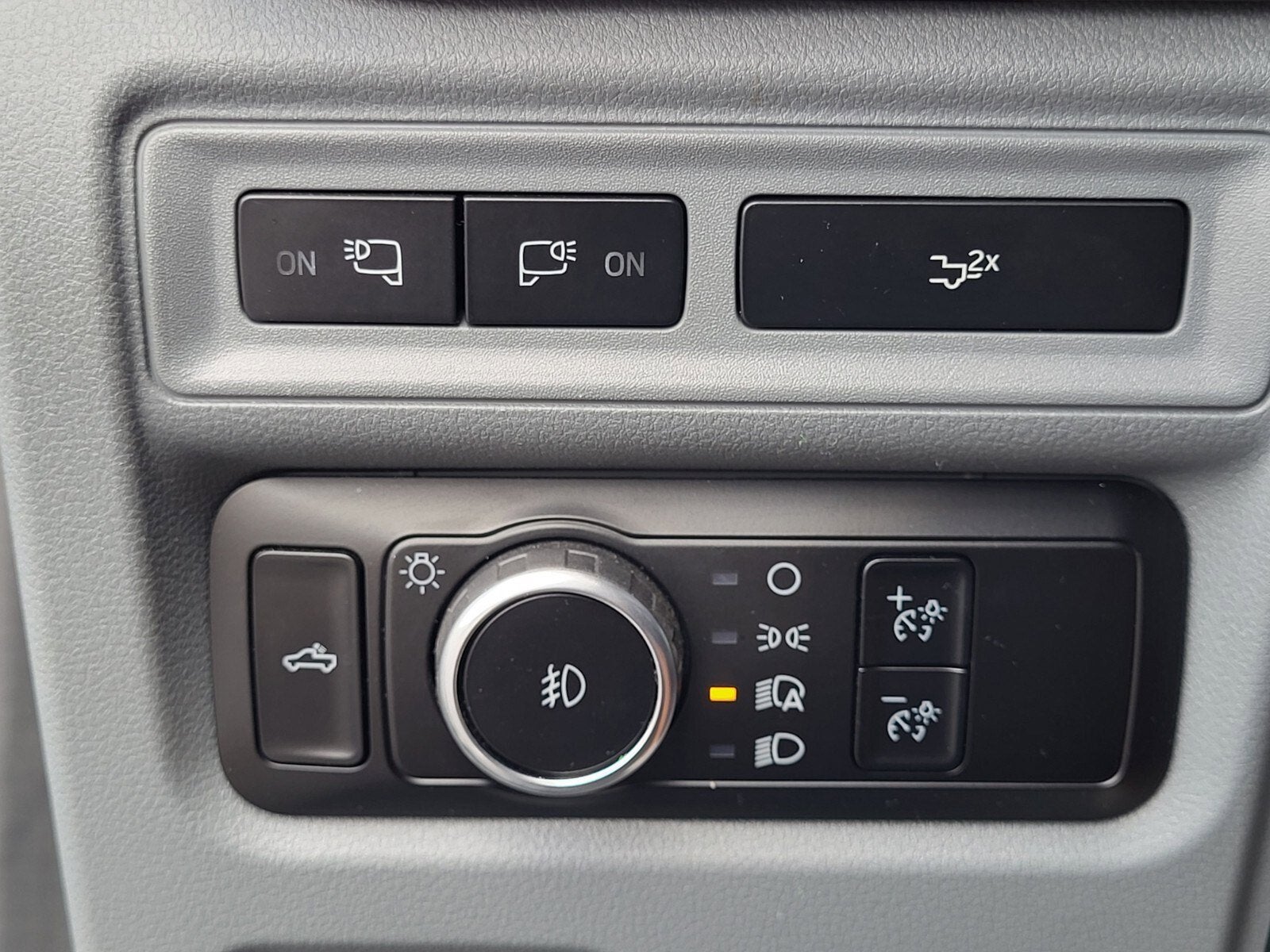 2023 Ford F-150 Base
