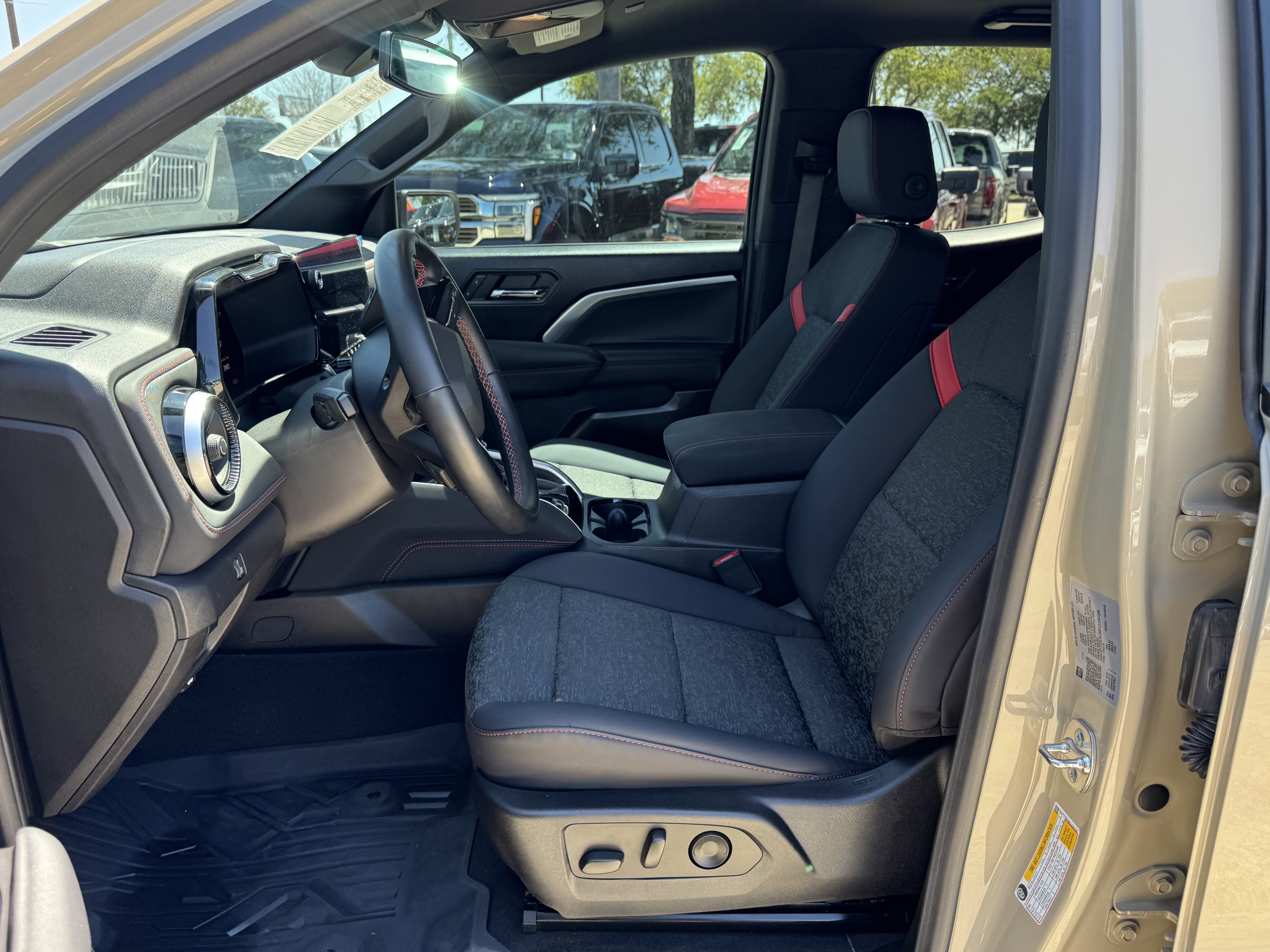 2024 Chevrolet Colorado 4WD Z71