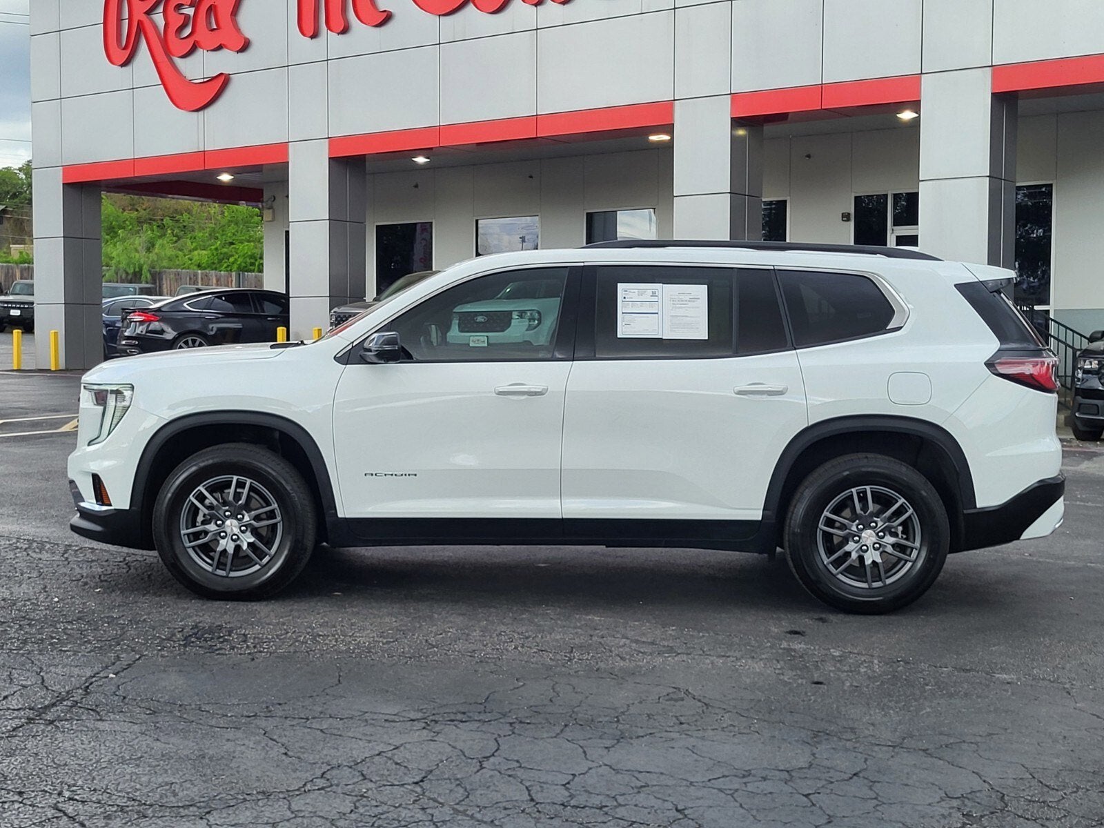 2025 GMC Acadia FWD Elevation