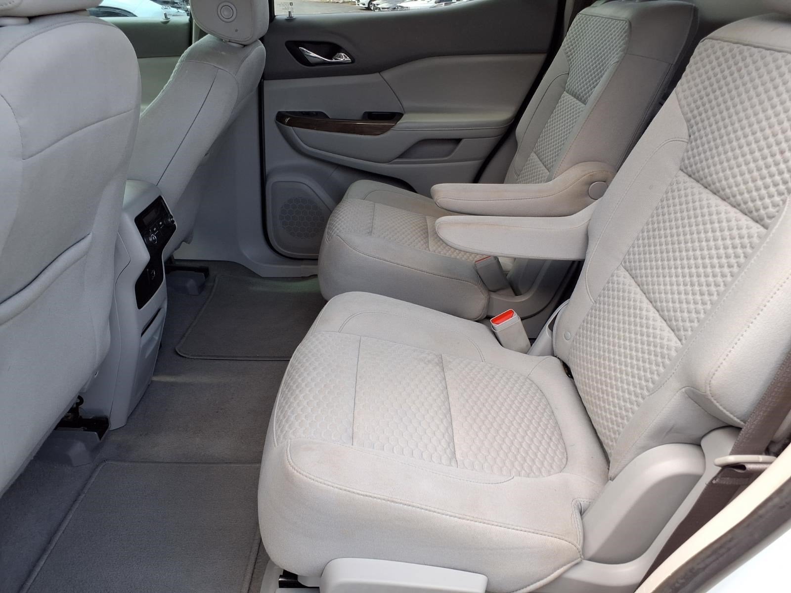 2018 GMC Acadia SLE