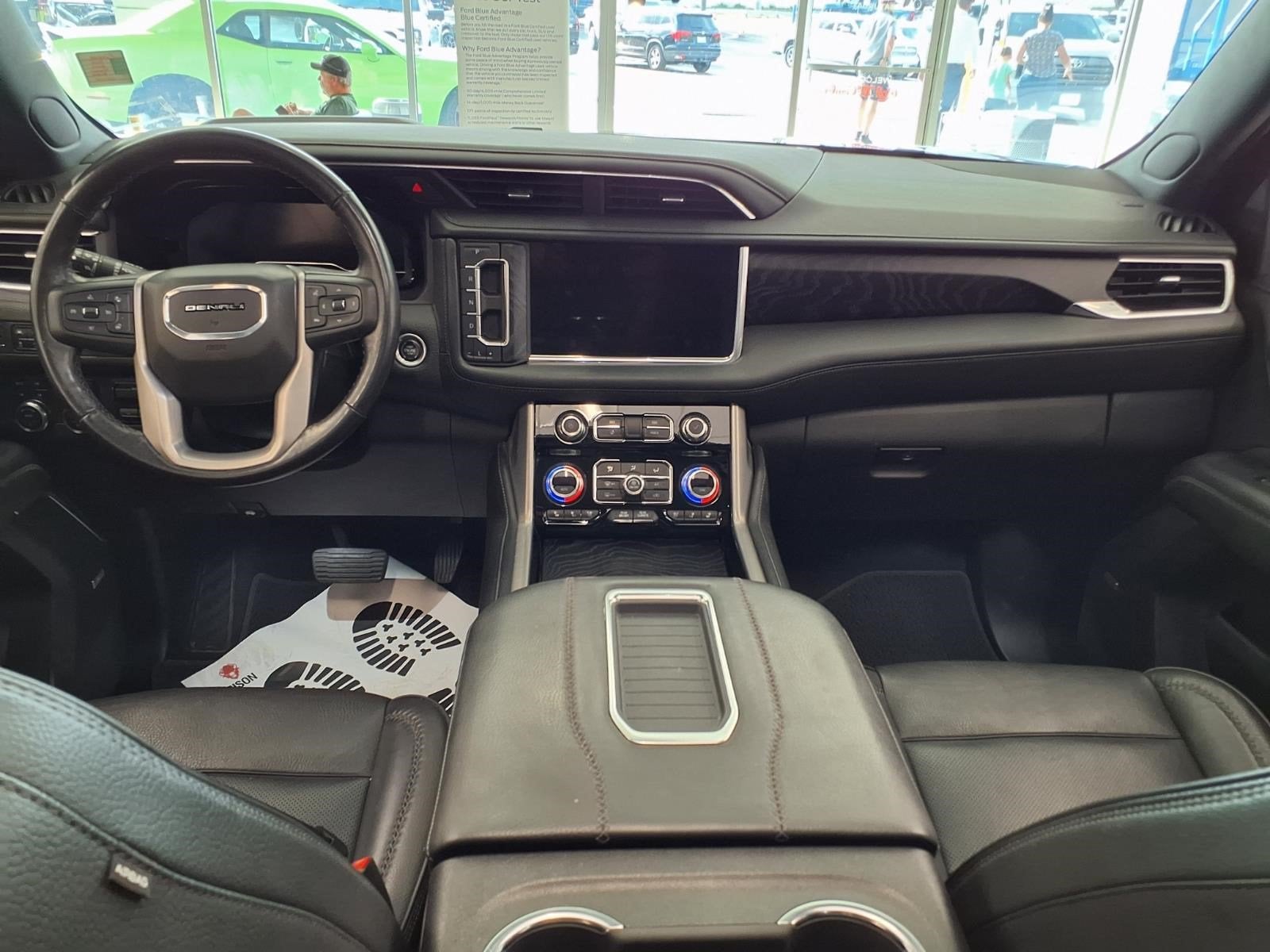 2022 GMC Yukon XL Denali