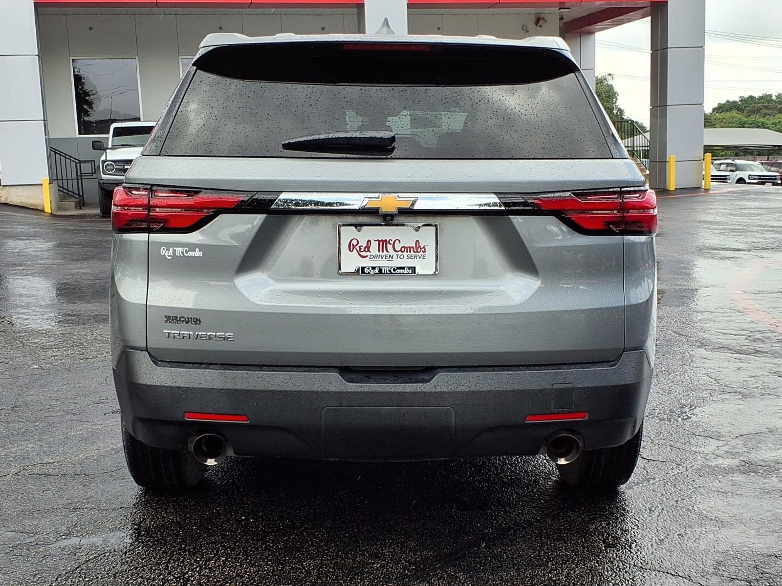 2023 Chevrolet Traverse LS