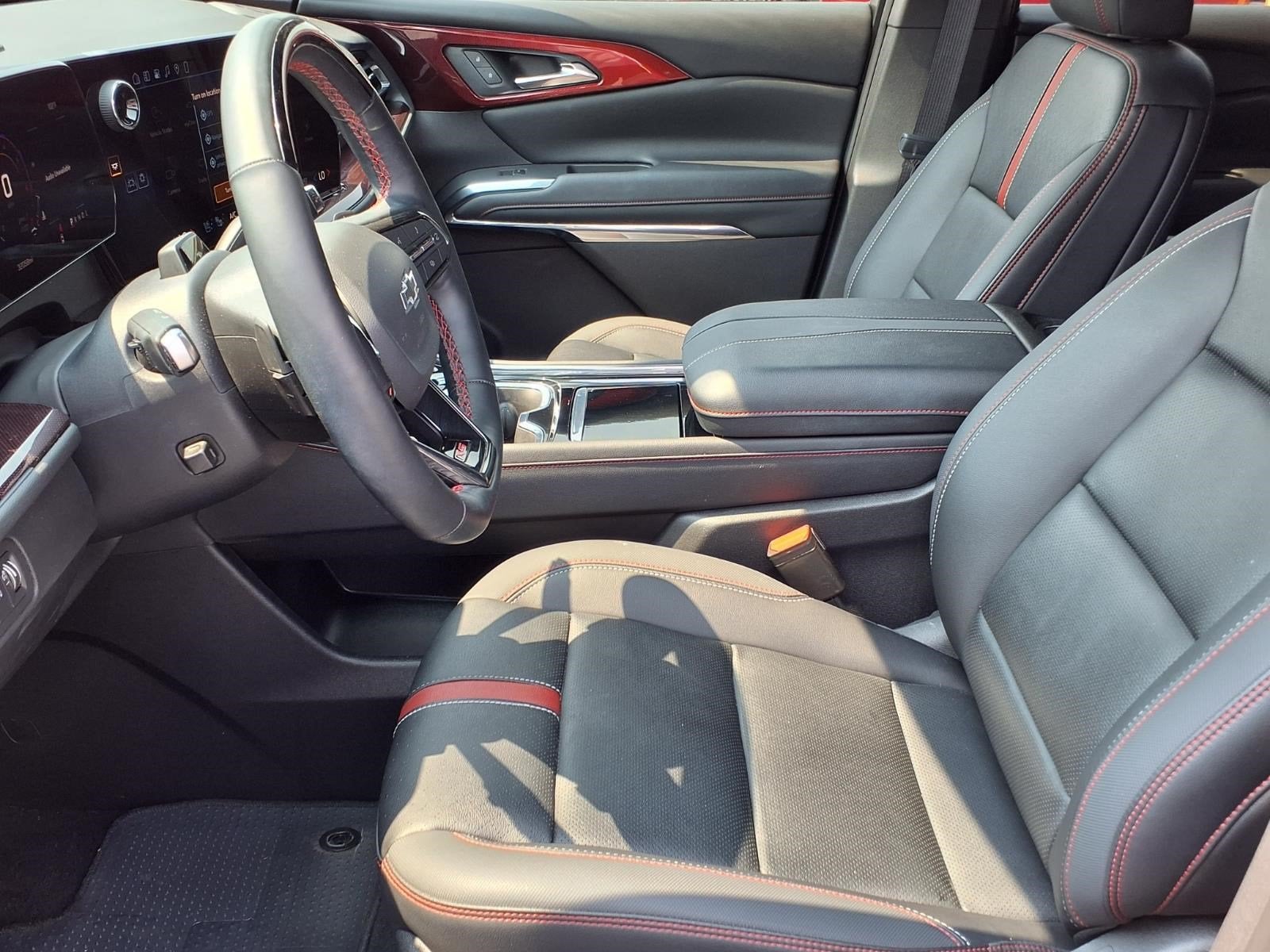 2025 Chevrolet Traverse AWD RS