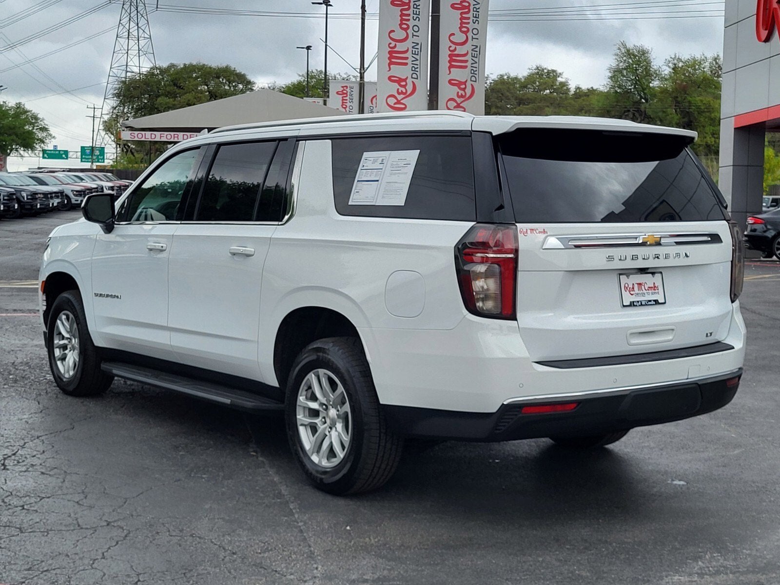 2024 Chevrolet Suburban LT