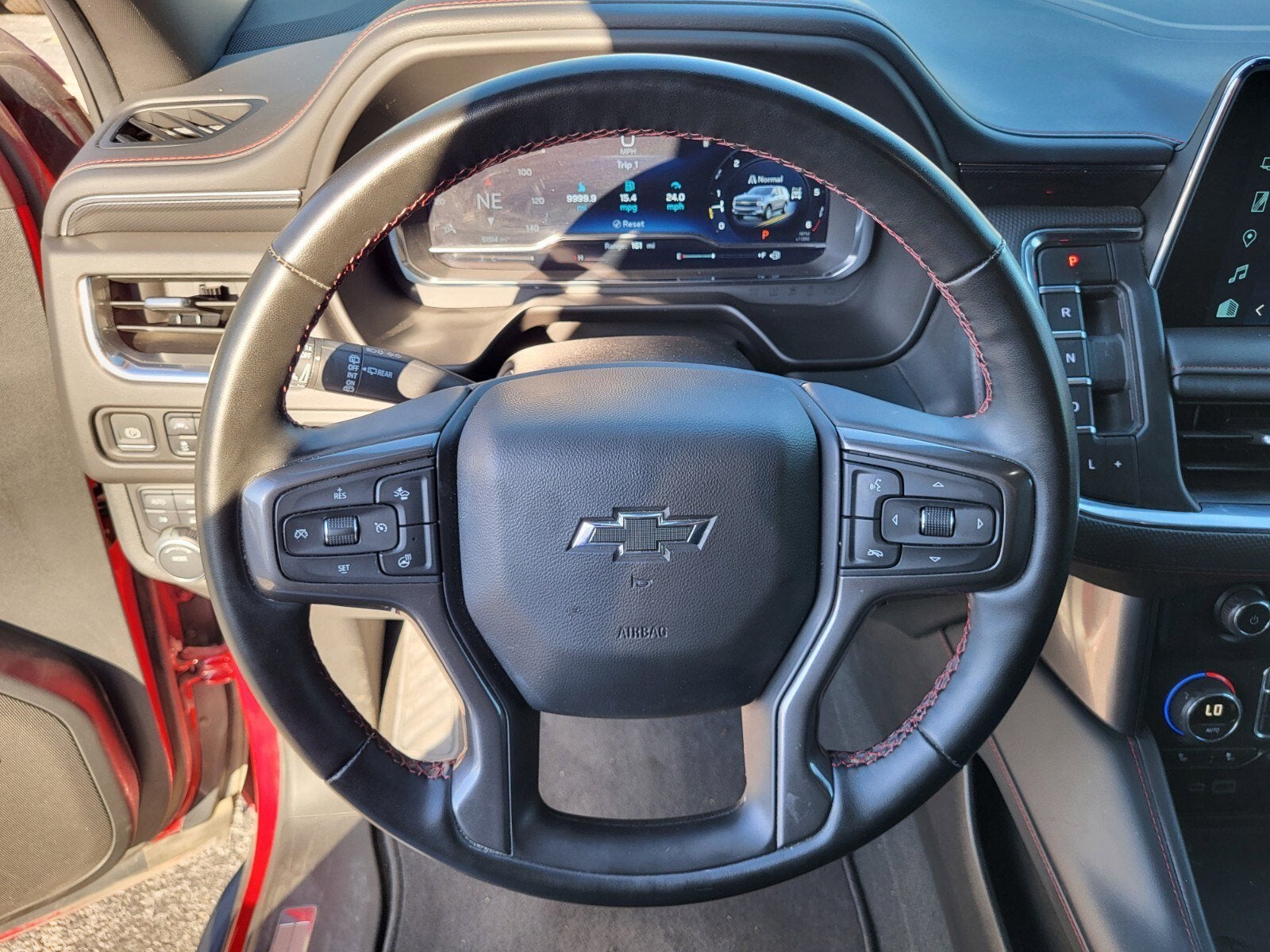 2024 Chevrolet Suburban RST