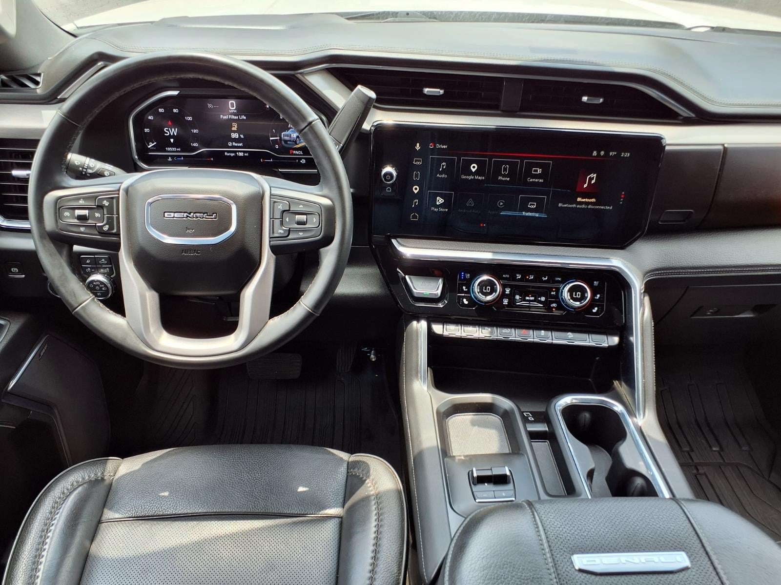 2025 GMC Sierra 2500HD Denali