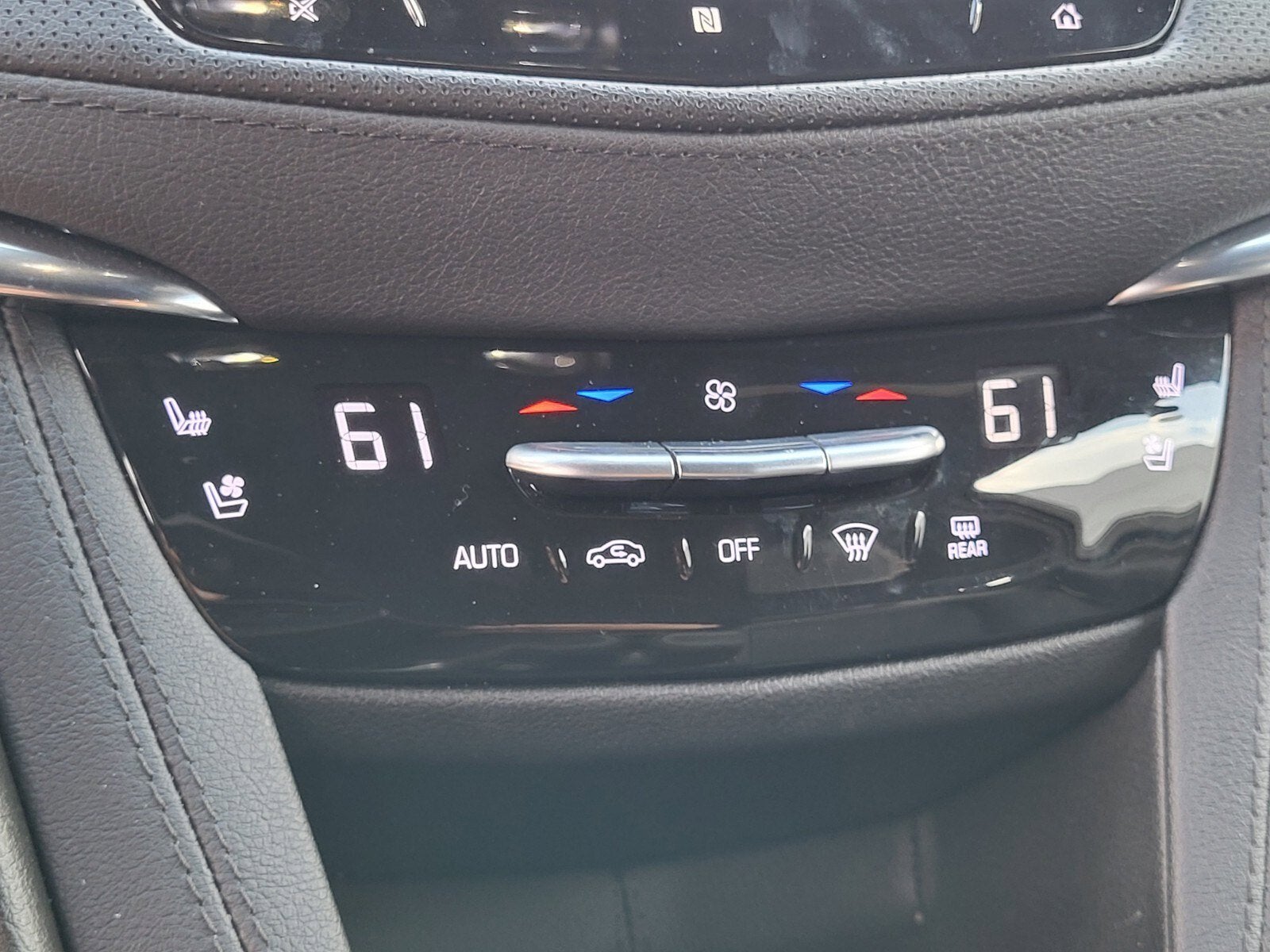 2021 Cadillac XT5 FWD Premium Luxury