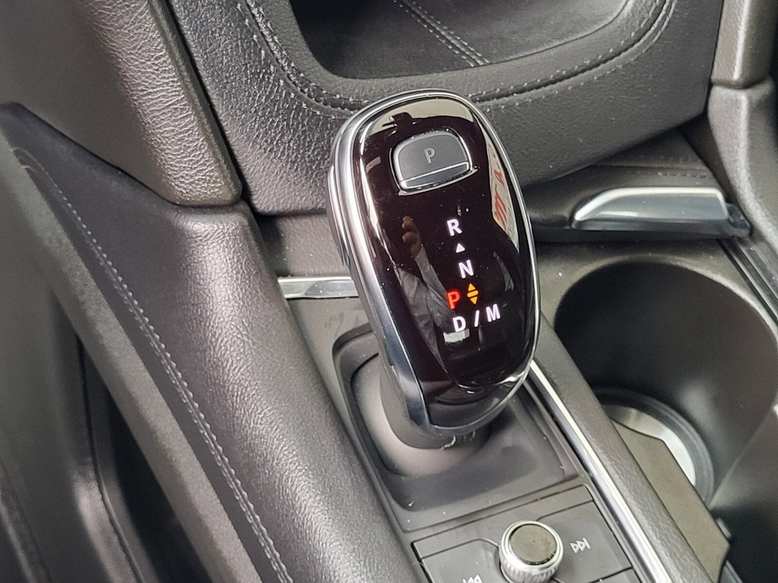 2025 Cadillac XT5 FWD Premium Luxury