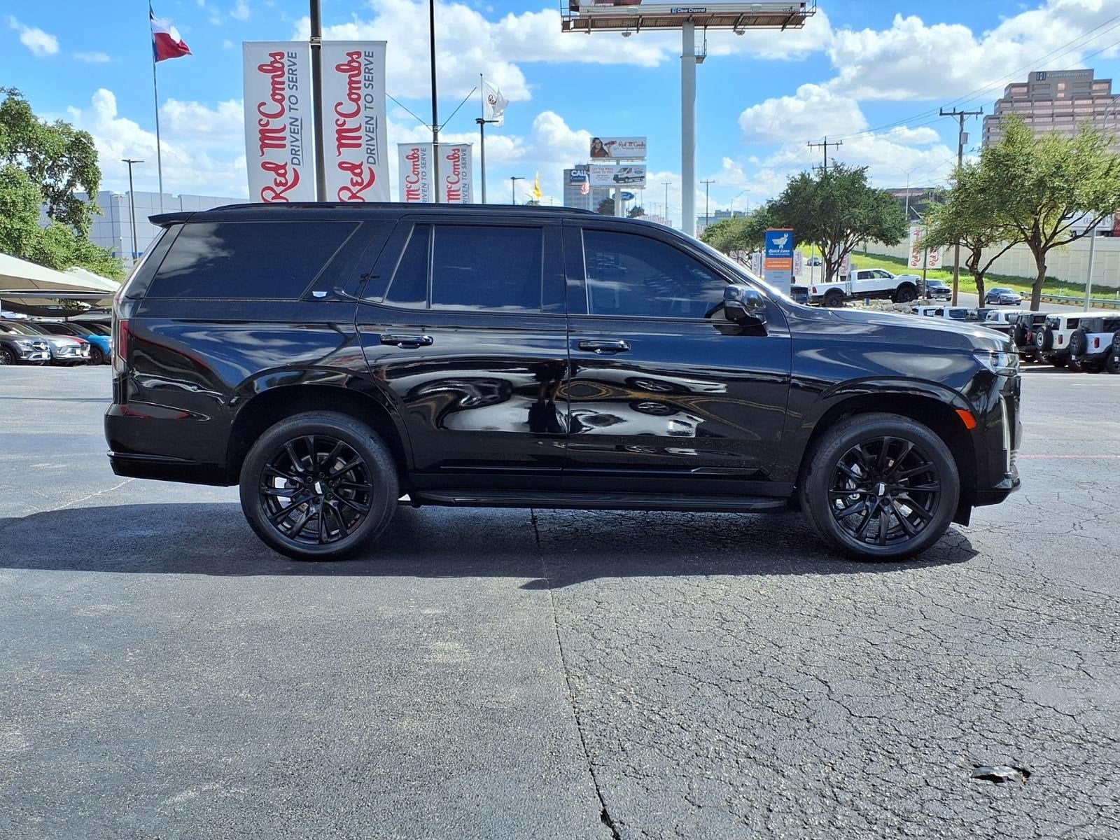 2022 Cadillac Escalade Sport
