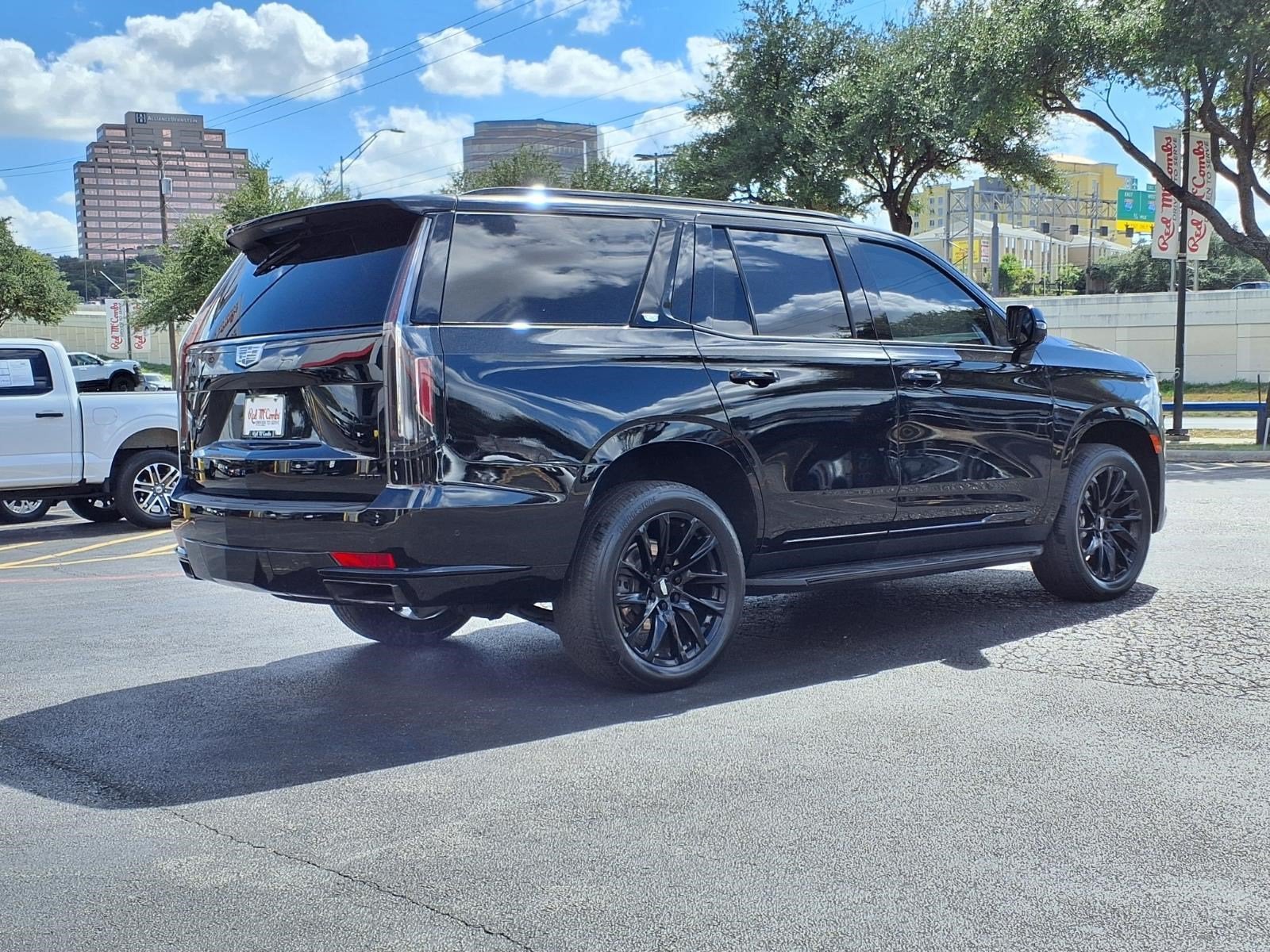 2022 Cadillac Escalade Sport