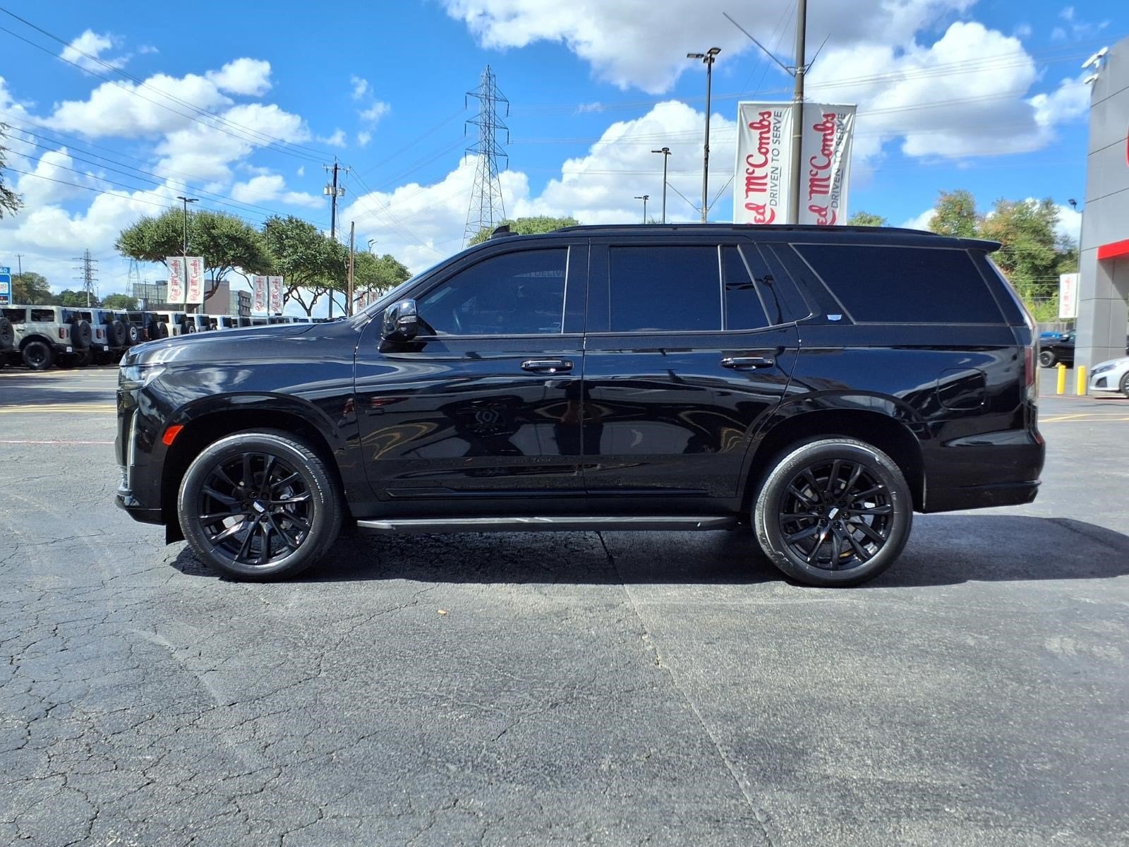 2022 Cadillac Escalade Sport