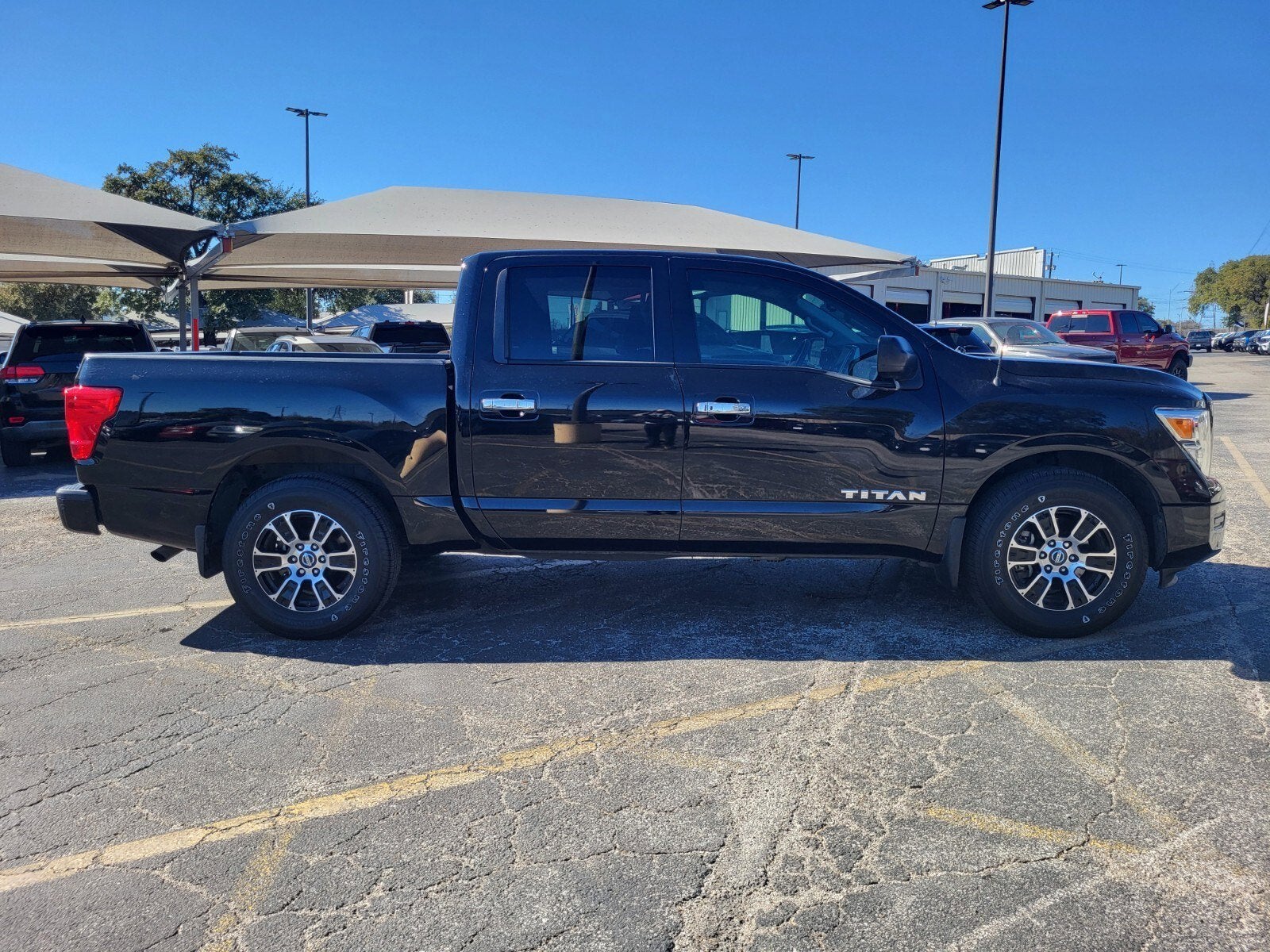 2021 Nissan Titan SV