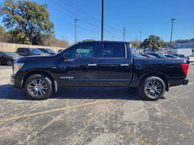 2021 Nissan Titan SV