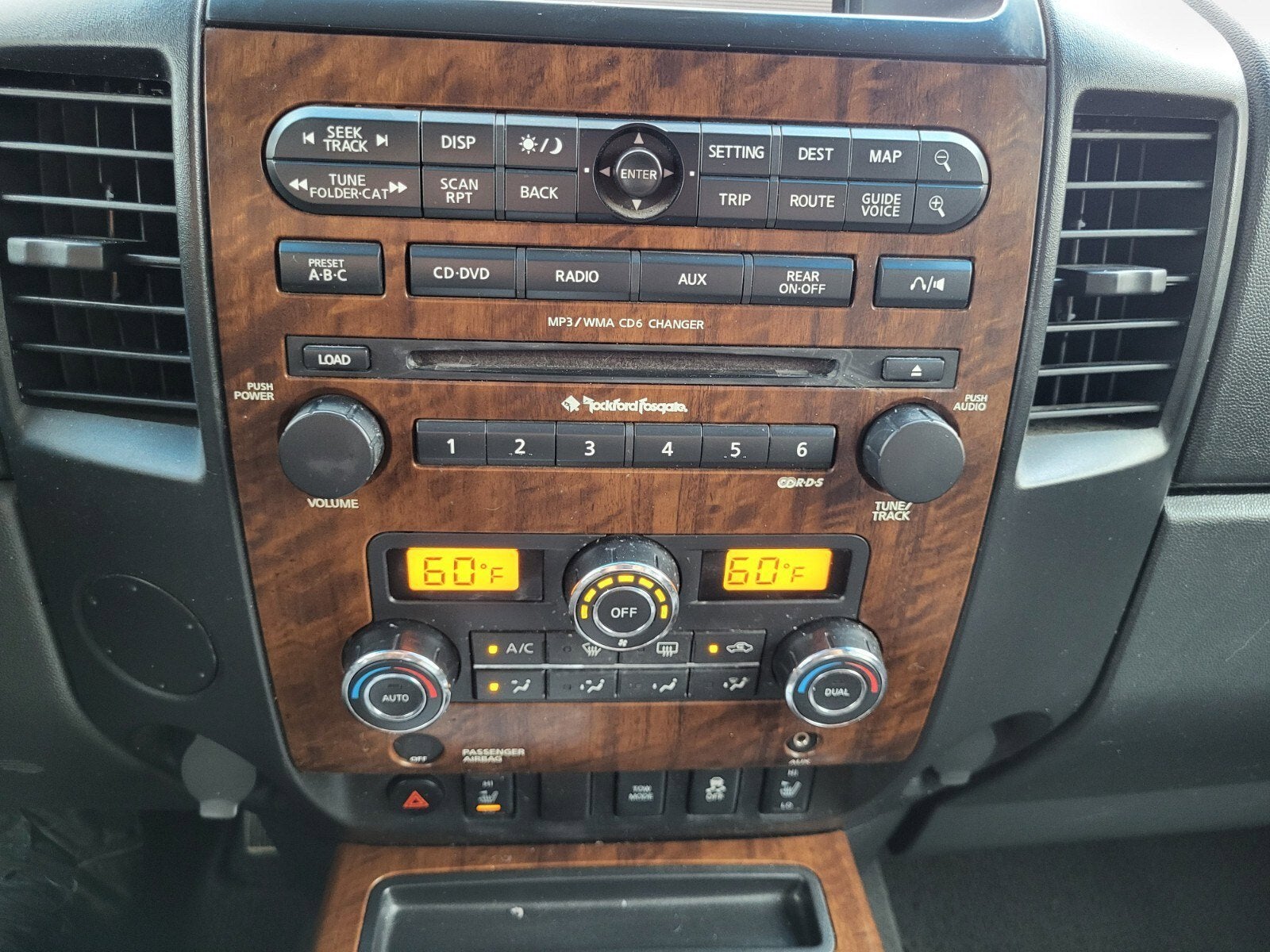 2012 Nissan Titan SL