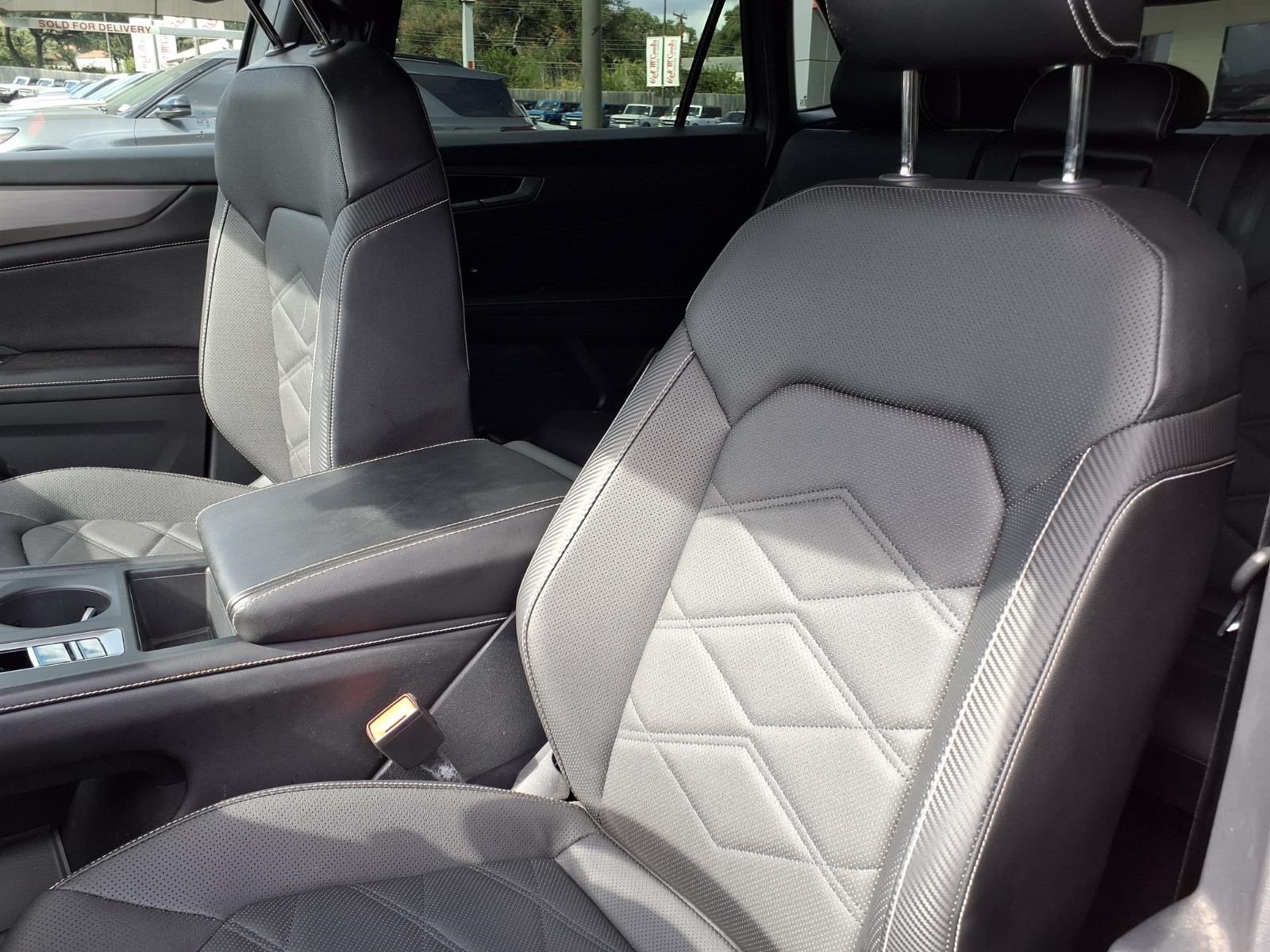 2024 Volkswagen Atlas Cross Sport 2.0T SE
